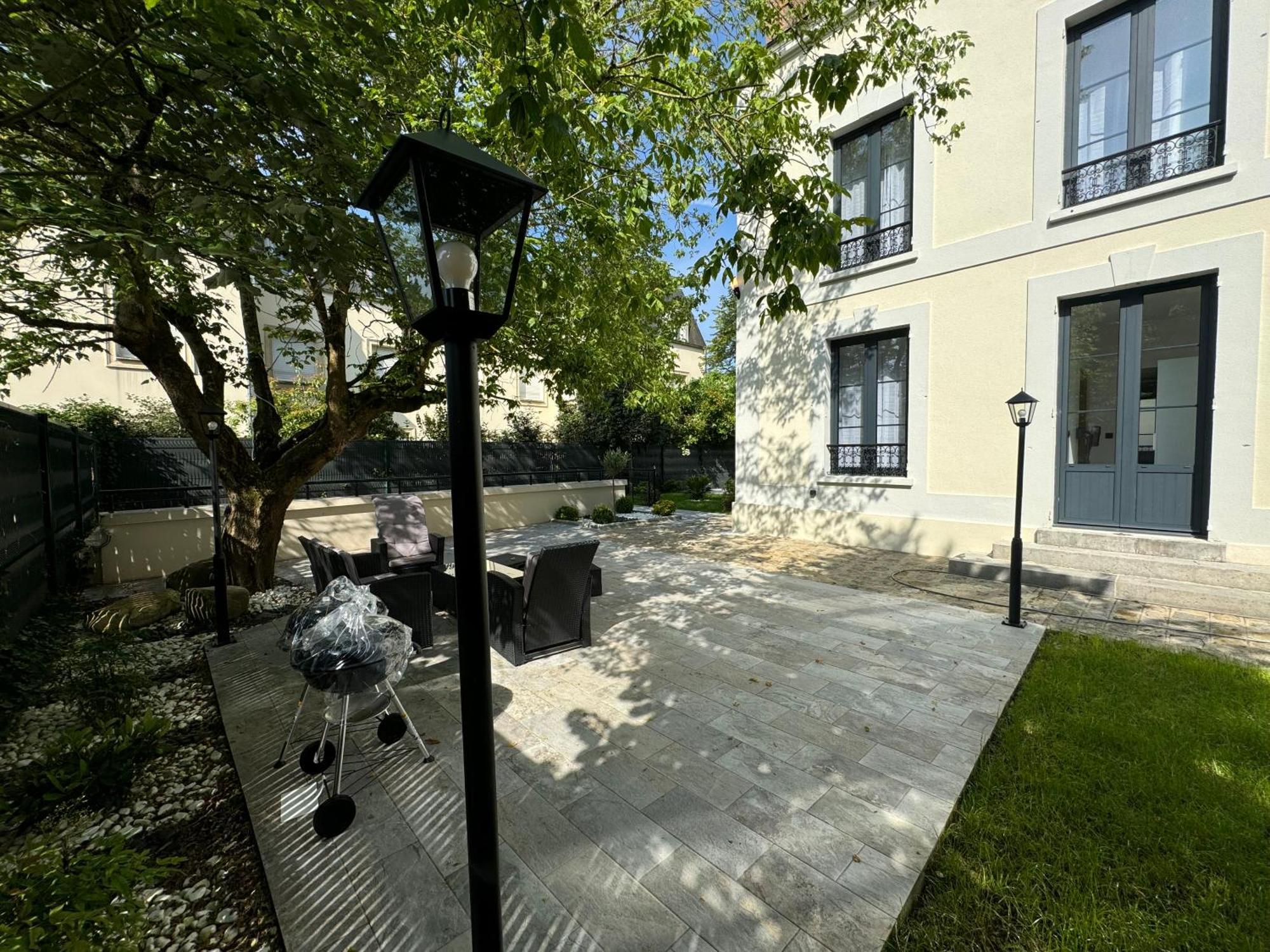 L'Etoile De Seine 77 Appartement 5 Dammarie-lè-Lys Exterior foto
